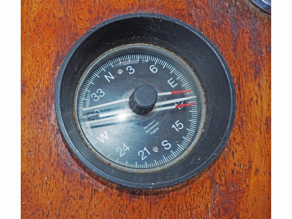  Navigation and electronics